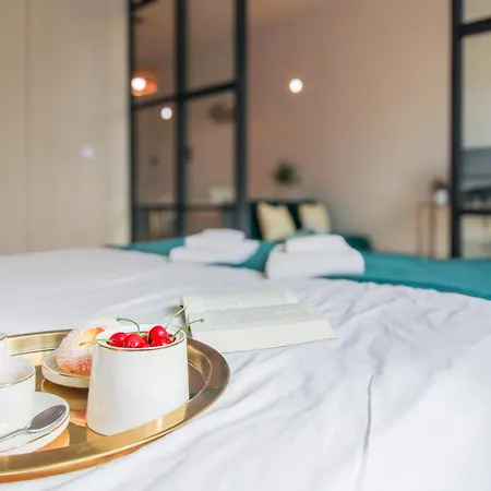 Aliados Sunny Flat Appartamento Oporto
